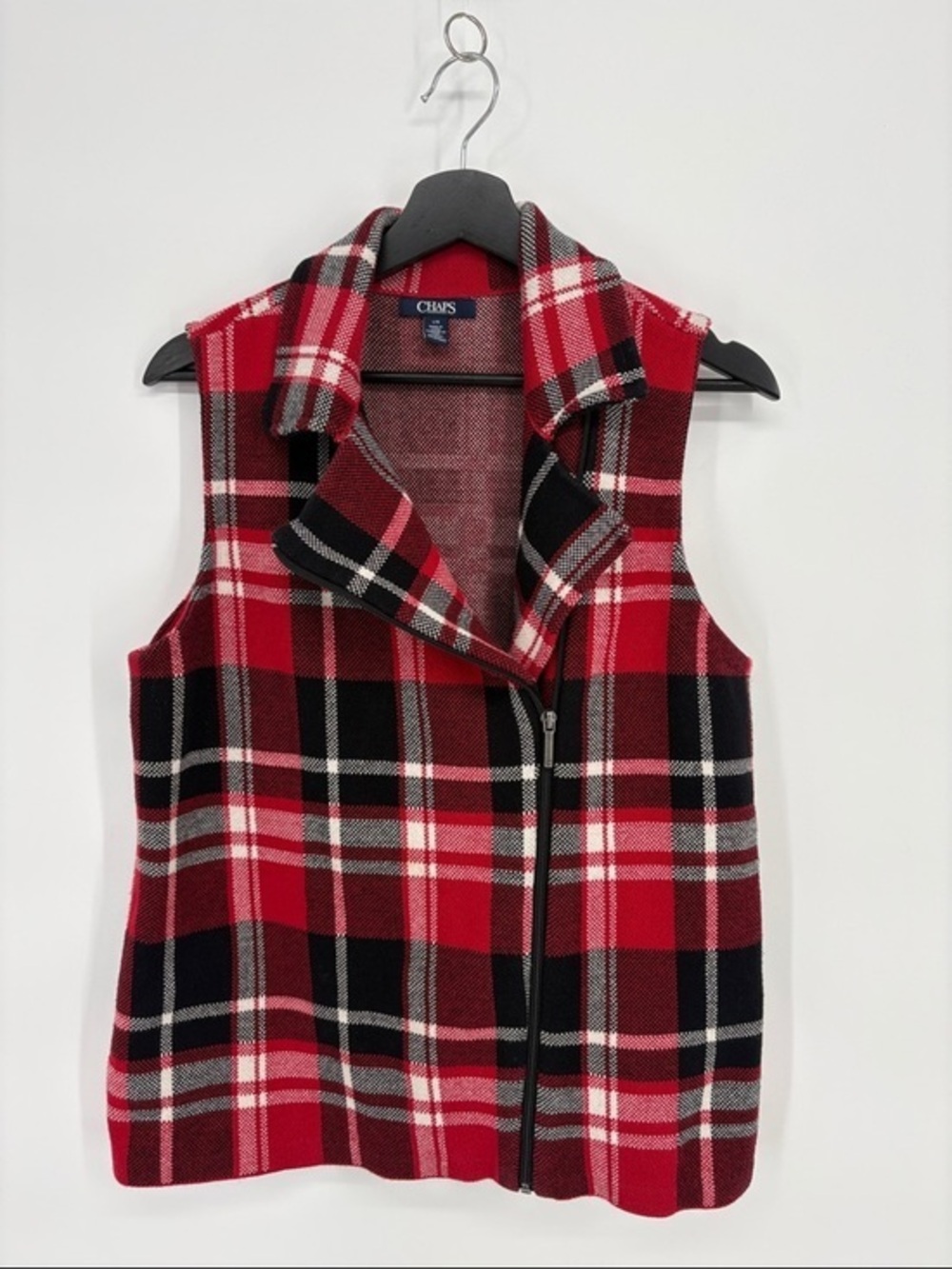 🪿 Chaps cotton  knit Red Black Plaid Zip Vest
